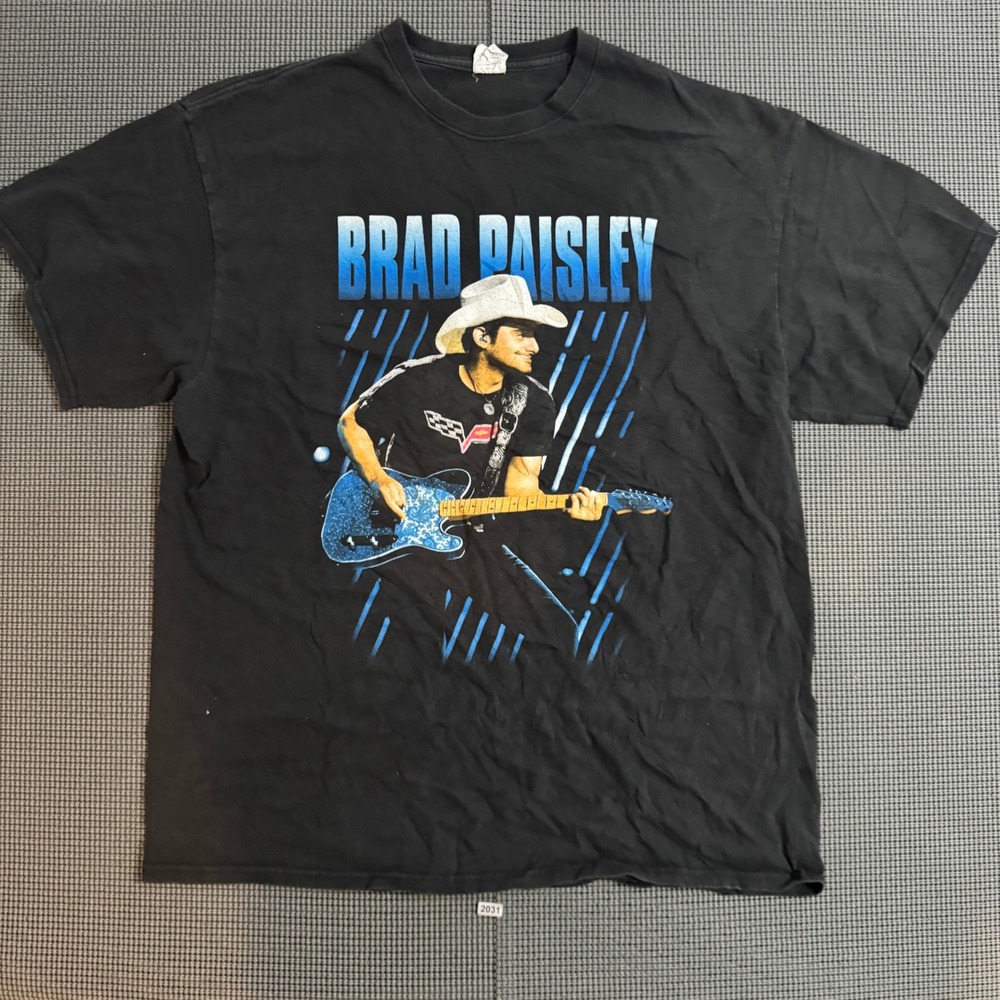 Brad Paisley 2014 World Tour Concert T-Shirt Black Delta Magnum Weight XL